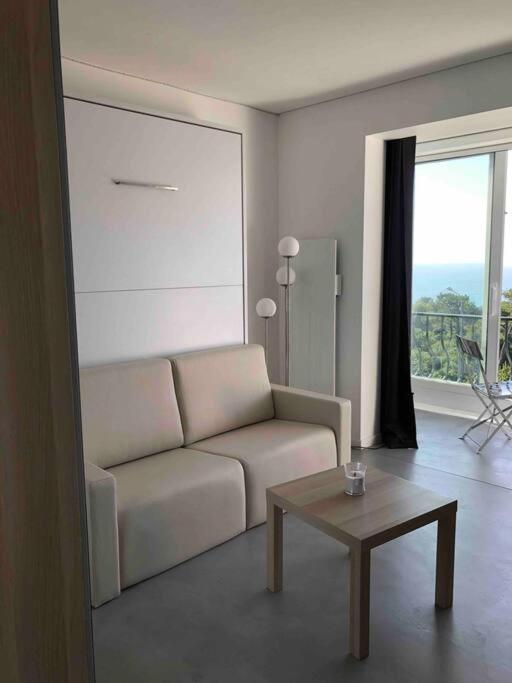 Vu Sur Apartment